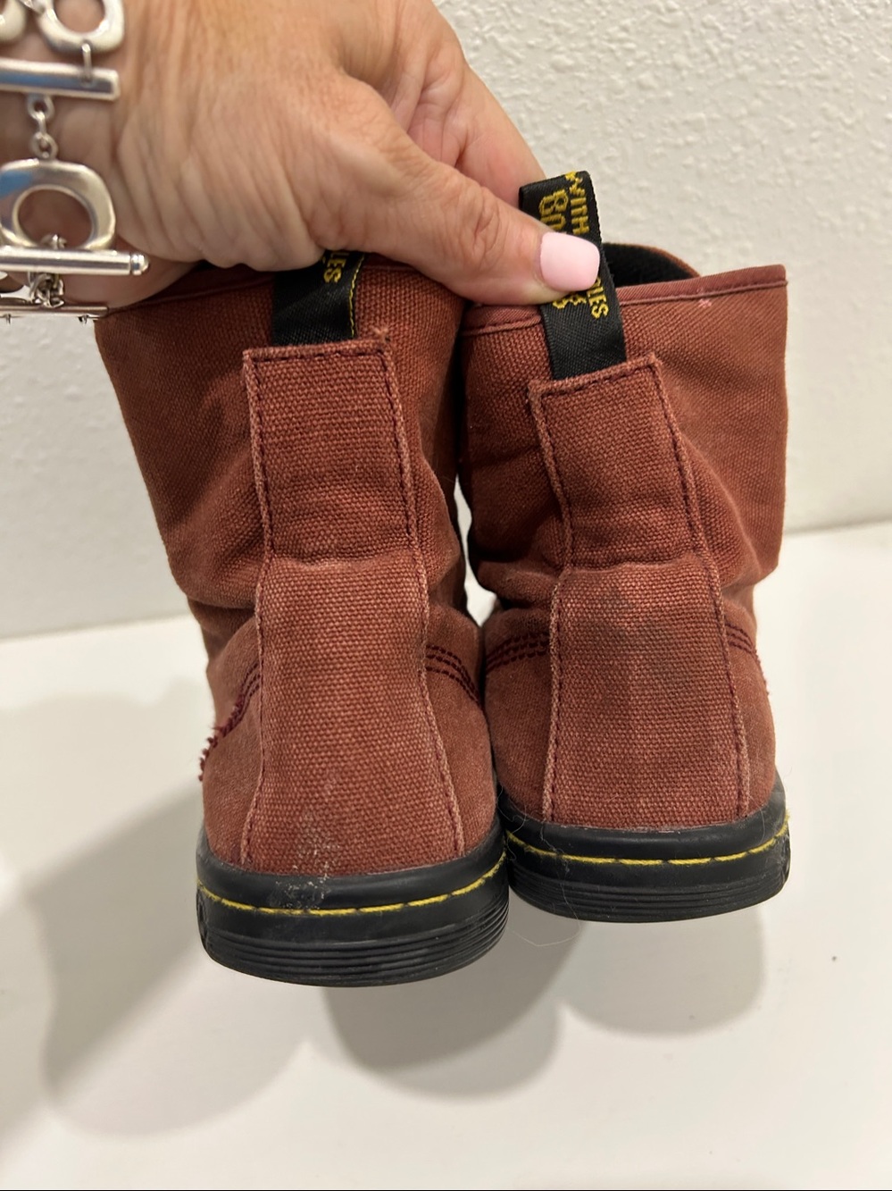 Dr. Doc Martens Shoreditch Maroon Canvas Lace Up Boots |Size 7 - Picture 5 of 10